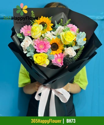 Bó hoa hướng dương mix hồng vàng đồng tiền giấy đen BH73