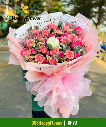 Bó hoa cẩm chướng hồng cam mix hồng sen lưới tutu hồng BH70