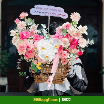 Giỏ hoa hồng sen đồng tiền hồng và lan hồ điệp trắng GH122