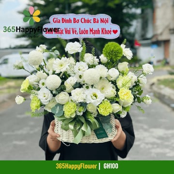 Giỏ hoa cát tường trắng cẩm chướng xanh cốm giỏ mây trắng GH100