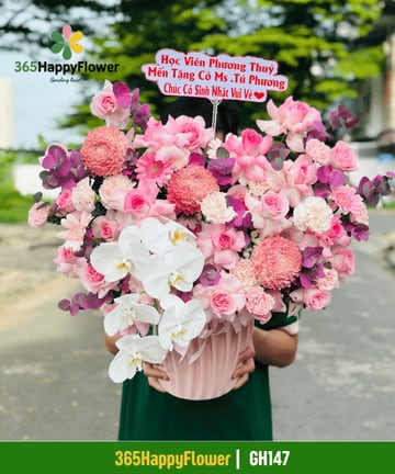 Hộp hoa hồng phấn mẫu đơn hồng cam lan hồ điệp trắng GH147