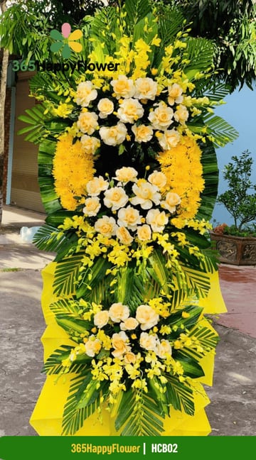 Kệ hoa tang dáng oval hồng kem và cúc kim vàng HCB02
