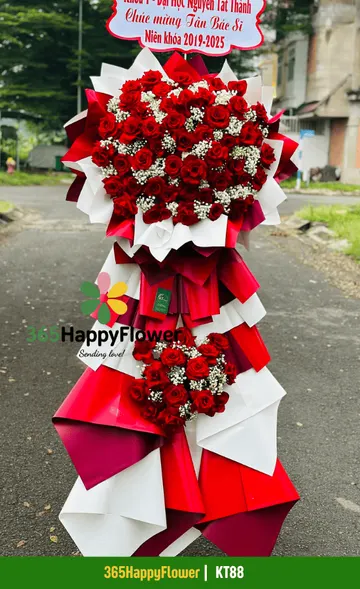 Kệ Hoa Tươi Động Thổ Nổi Bật – KT88