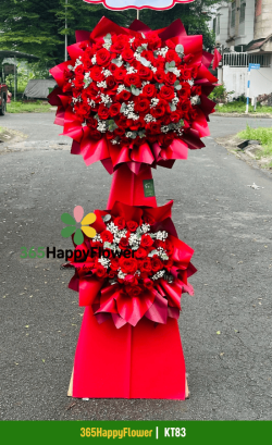 Kệ Hoa Tươi Sinh Nhật Dễ Thương